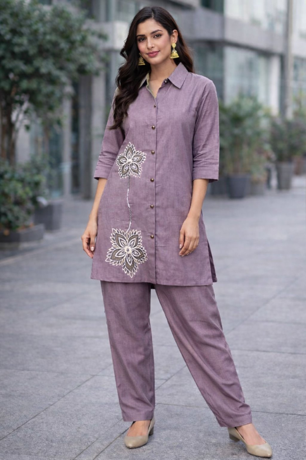 Ashnaina Vertical Silk 2-Piece Collar Kurta Set