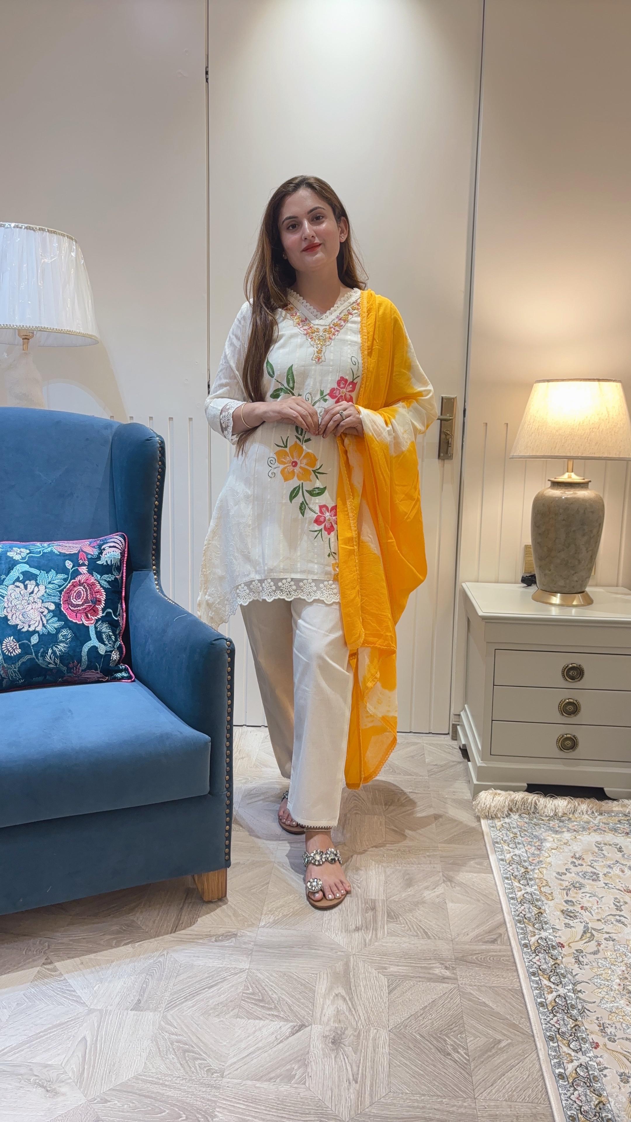 Ashnaina Jacquard Cotton 3 Pcs Set with Tie-Dye Dupatta