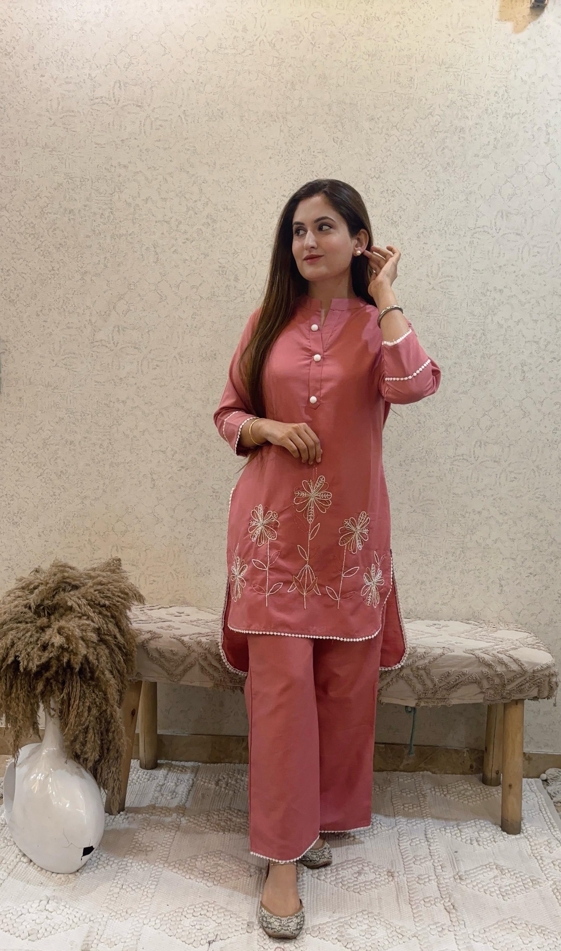 Ashnaina Co-Ord Set – Kurti with Divider Pant